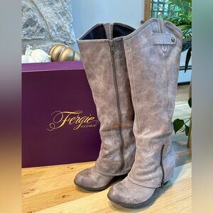 Fergie Footwear Leather/Suede Distressed Boots
